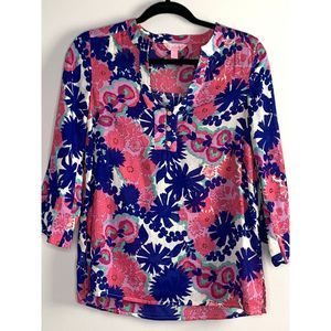 Last days! Lilly Pulitzer Shirt Floral Pink Blue Top…